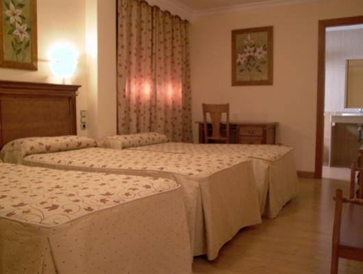 Hotel La Higuera Güéjar Sierra Zewnętrze zdjęcie