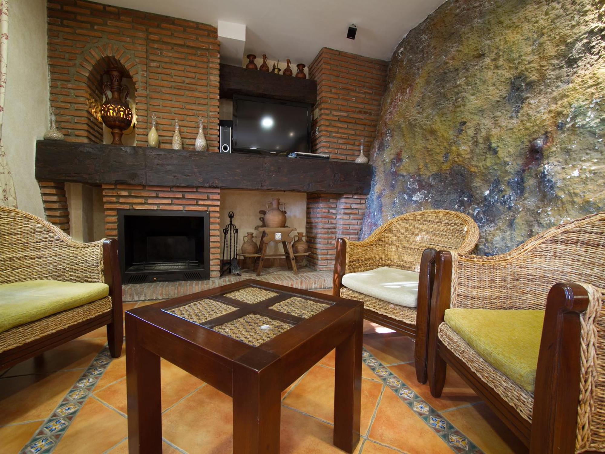 Hotel La Higuera Güéjar Sierra Zewnętrze zdjęcie