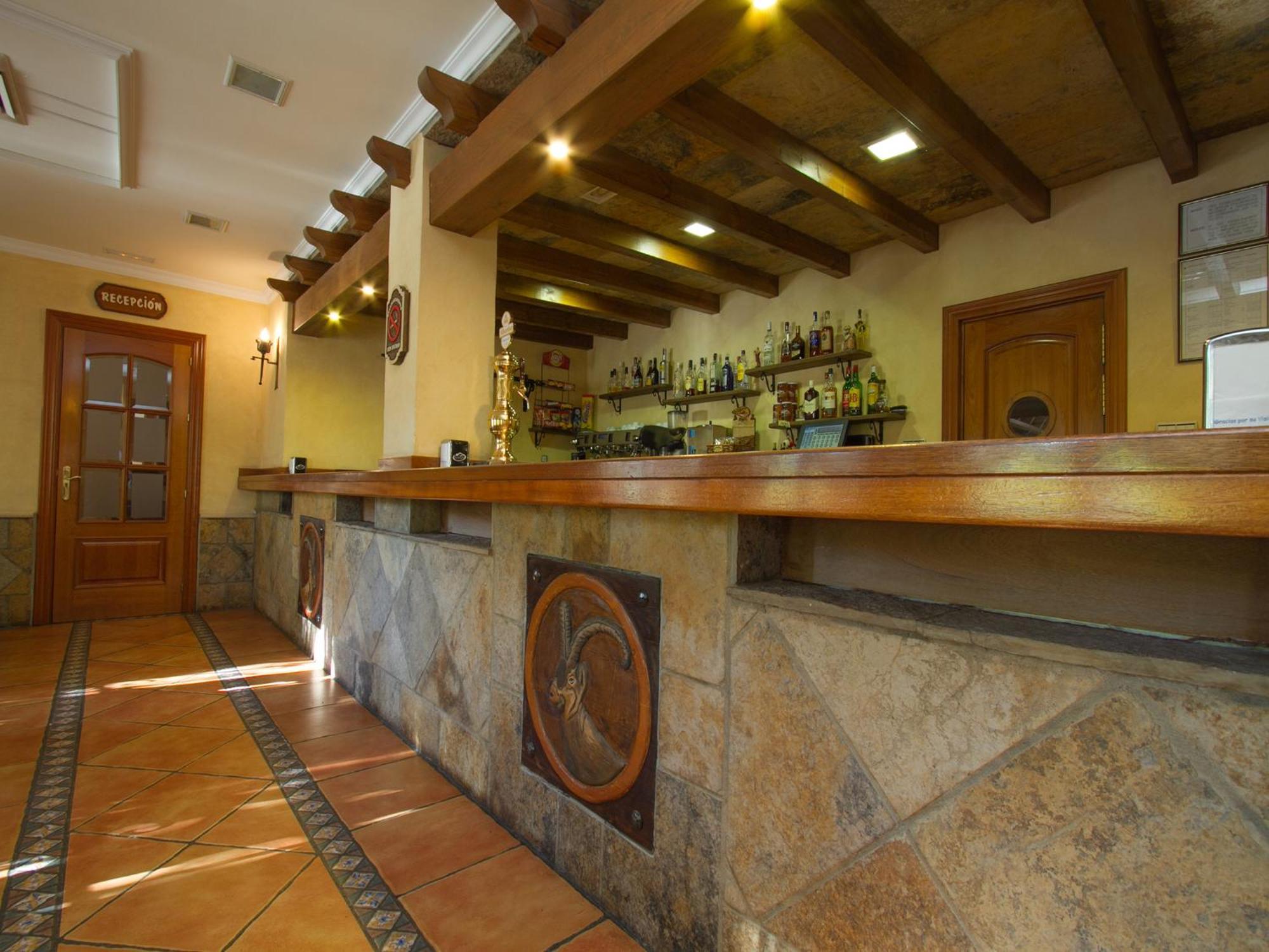 Hotel La Higuera Güéjar Sierra Zewnętrze zdjęcie